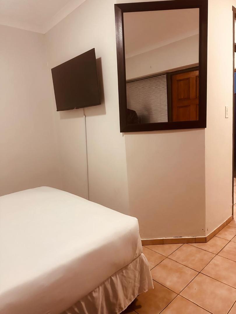Coastwave Guest House Walvis Bay Dış mekan fotoğraf